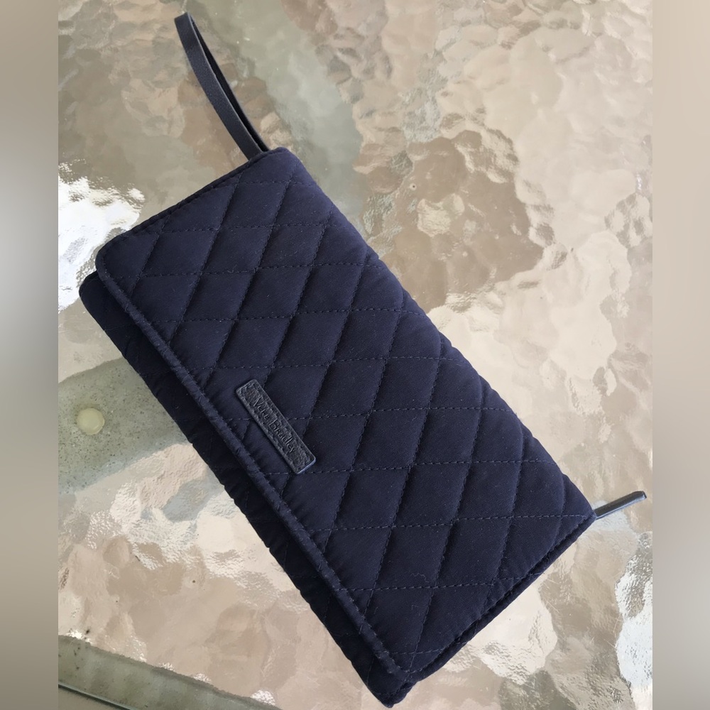 Vera Bradley Navy classic quilted wrist wallet.
